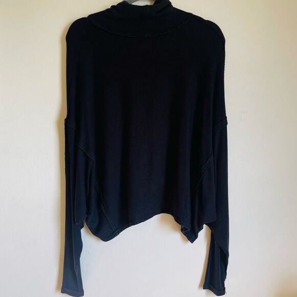 WE THE FREE Black Alameda Turtleneck Oversized Sweater Top XS - Picture 10 of 12